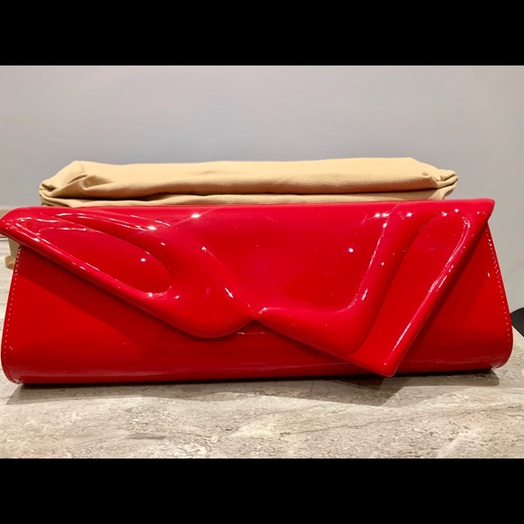 Classy red Louboutin clutch - Picture 4 of 4